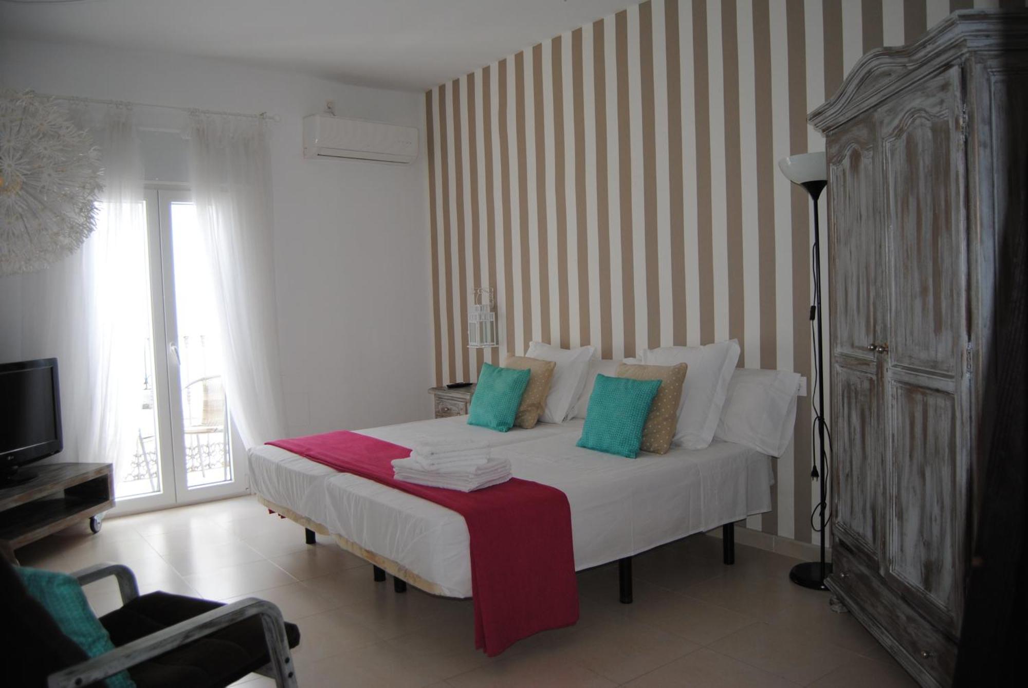 Conil Apartamentos La Dama Y El Vagabundo Conil De La Frontera Exteriör bild