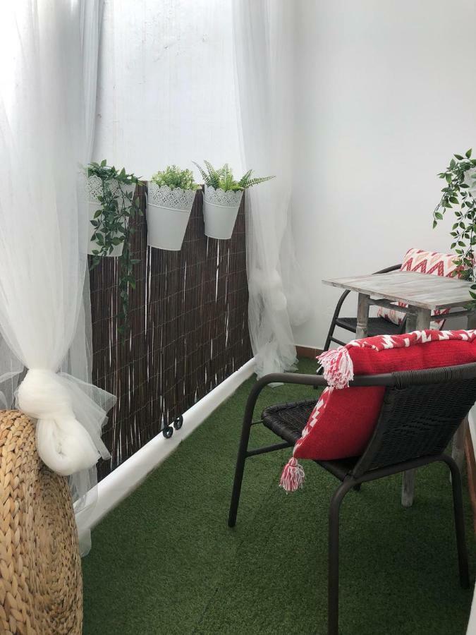 Conil Apartamentos La Dama Y El Vagabundo Conil De La Frontera Exteriör bild